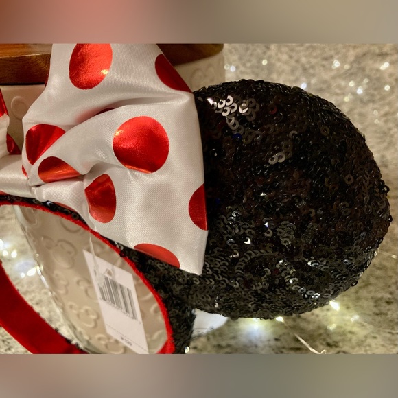 Disney Minnie Mouse Black Sequin Ears White Bow Red Metallic Polka Dots Headband - Picture 4 of 6